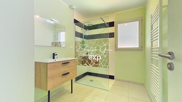 Maison de plain-pied récente – 3 chambres – Terrain 1300 m²