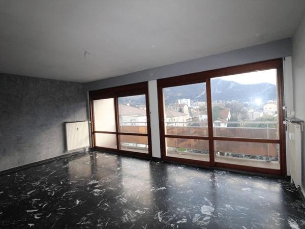 Location Appartement 3 pièces 70.38 m² - 79 BLD JOLIOT CURIE Fontaine 38600