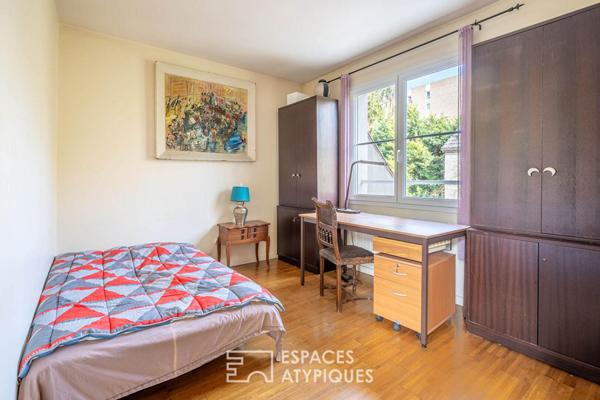 Maison d’architecte avec jardin et terrasse