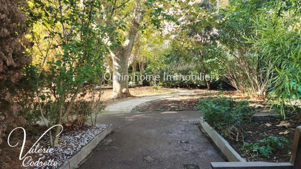 Appartement à vendre 2 pièces HYERES (83)