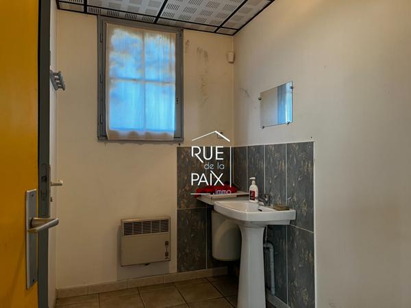 86200 LOUDUN Loudun Local d'activité 336 m2