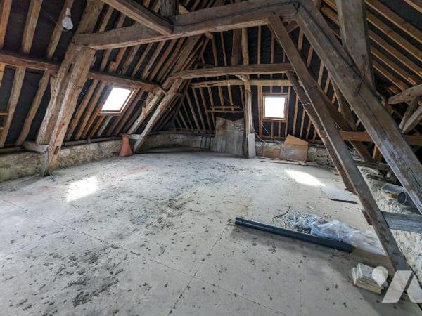 Maison à Vendre à Nogent-le-Rotrou (28400) en Eure-et-Loir (28)

A venir découvrir, charmante...