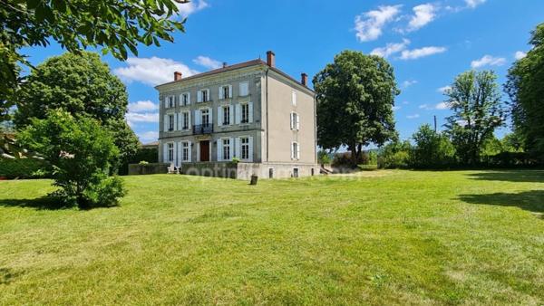 MAISON DE MAITRE à SAINTE LIVRADE SUR LOT (47)