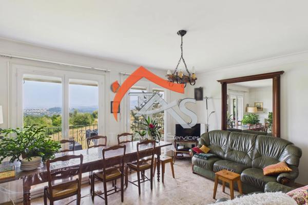 Vente Maison 6 pièces 140 m2 à Genilac