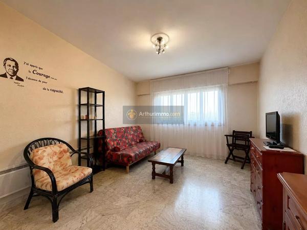 Vente                                                      Appartement
                        
                     1 pièces                      24 m2                     à San-Martino-Di-Lota