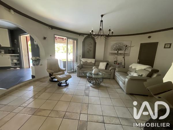 Maison à vendre 4 pièces 150 m² Le Muy
