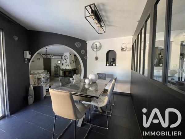 Maison à vendre 4 pièces 150 m² Le Muy