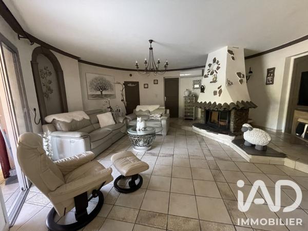 Maison à vendre 4 pièces 150 m² Le Muy