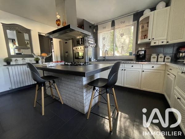 Maison à vendre 4 pièces 150 m² Le Muy