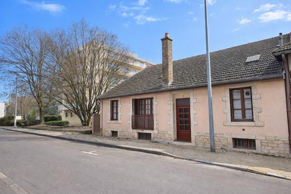Maison DIJON 5 Pièces 127.6 m²  "gare jardin arquebuse"
