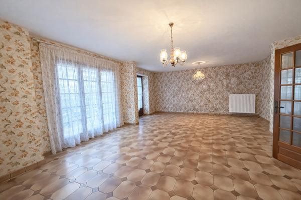 Maison DIJON 5 Pièces 127.6 m²  "gare jardin arquebuse"