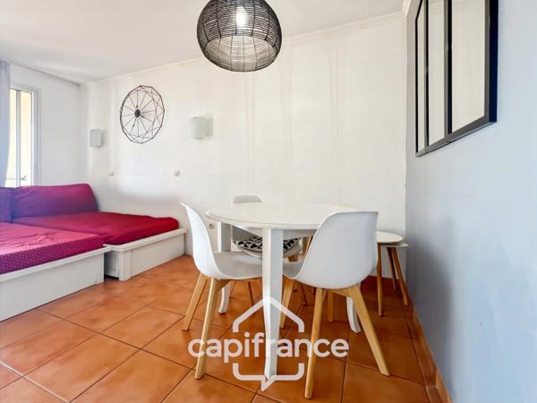 DOMAINE DE PONT ROYAL Appartement meublé DERNIER ETAGE vue dégagée 31m2 et 7 m2 de loggia , 1 chambre double & salle de bains