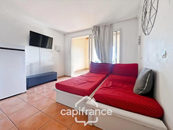 DOMAINE DE PONT ROYAL Appartement meublé DERNIER ETAGE vue dégagée 31m2 et 7 m2 de loggia , 1 chambre double & salle de bains