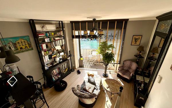 Appartement à vendre    3 pièces • 55 m2 Sète