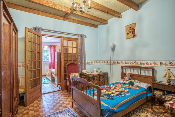 Ensemble immobilier composé d'une maison et de 3 appartements loués, à vendre à Pujols