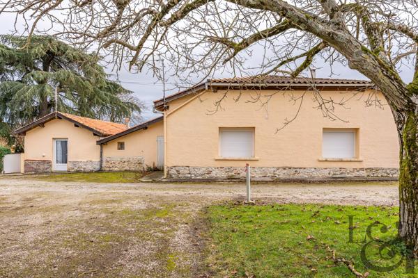 Ensemble immobilier composé d'une maison et de 3 appartements loués, à vendre à Pujols