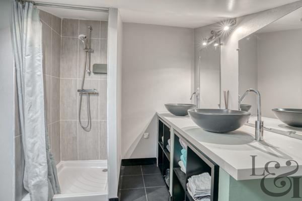 Maison de village avec piscine à vendre à Penne d'Agenais