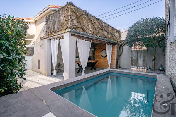 Maison de village avec piscine à vendre à Penne d'Agenais