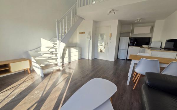 Appartement à louer    2 pièces • 36 m2 Sainte-Geneviève-des-Bois