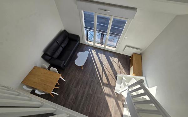 Appartement à louer    2 pièces • 36 m2 Sainte-Geneviève-des-Bois