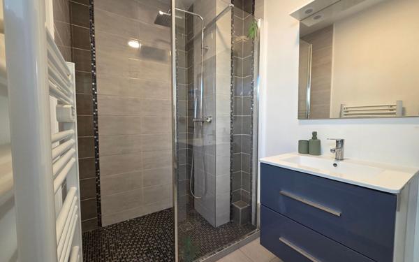 Appartement à louer    2 pièces • 36 m2 Sainte-Geneviève-des-Bois