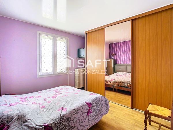 Idéalement située , à proximité des collèges