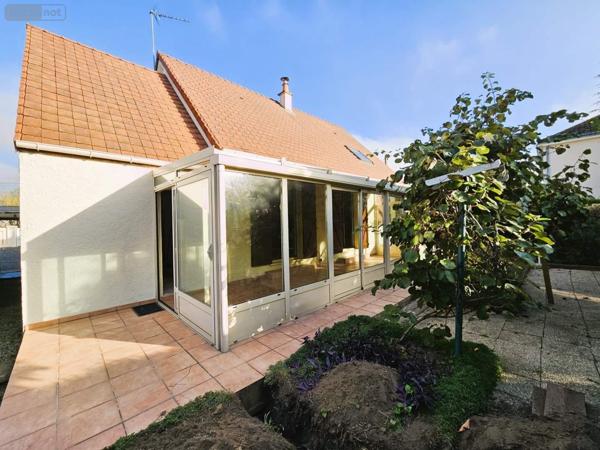 Maison à vendre à La Ville-aux-Dames dans l'Indre-et-Loire (37700), ref : 013/1480   
MONTLOUIS SUR LOIRE