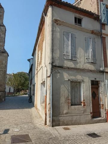 Maison de ville à rénover 100 % – Idéal investisseur