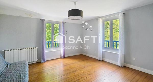MAISON AVEC JARDIN ET GARAGE