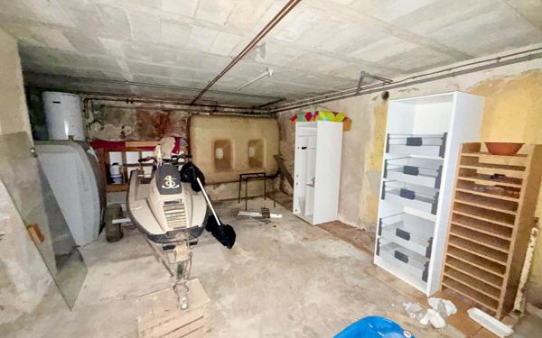 Maison à vendre    3 pièces •  Montrigaud