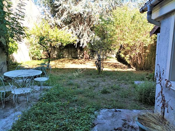 A VENDRE BÂTISSE DE CARACTÈRE AU COUR DE BÉLESTA - POTENTIEL EXCEPTIONNEL