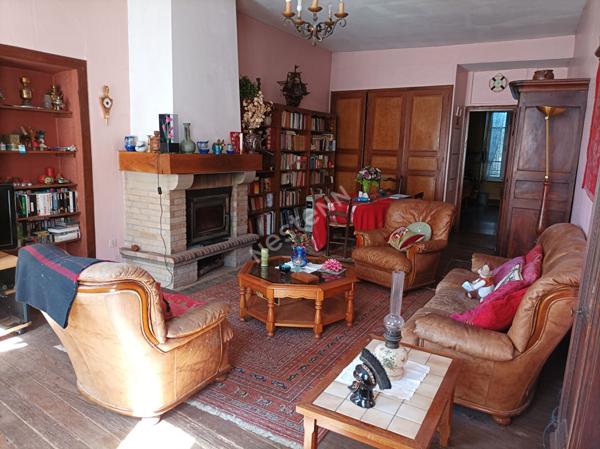 A VENDRE BÂTISSE DE CARACTÈRE AU COUR DE BÉLESTA - POTENTIEL EXCEPTIONNEL