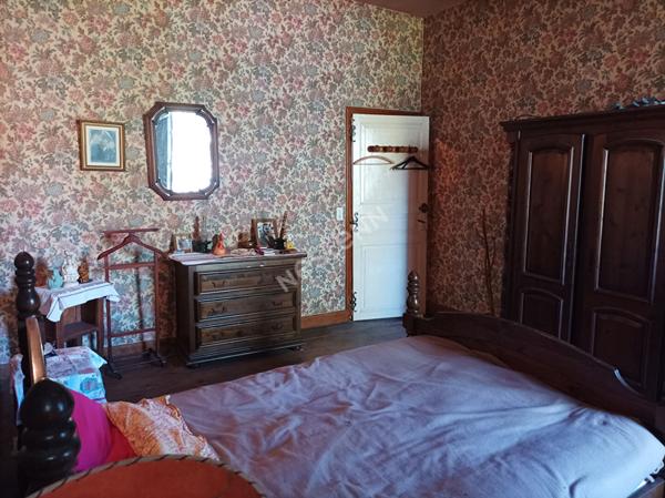 A VENDRE BÂTISSE DE CARACTÈRE AU COUR DE BÉLESTA - POTENTIEL EXCEPTIONNEL