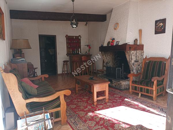 A VENDRE BÂTISSE DE CARACTÈRE AU COUR DE BÉLESTA - POTENTIEL EXCEPTIONNEL