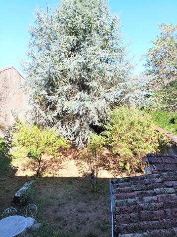 A VENDRE BÂTISSE DE CARACTÈRE AU COUR DE BÉLESTA - POTENTIEL EXCEPTIONNEL