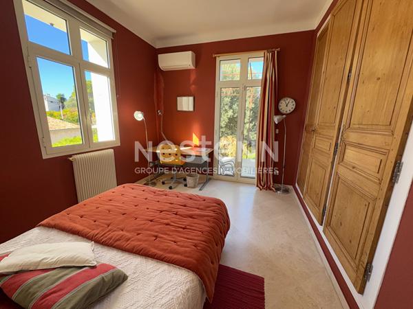 Maison d'exception meublé à louer à Nice avec vue mer - piscine - jardin 1800m² - 6 pièces 264m²