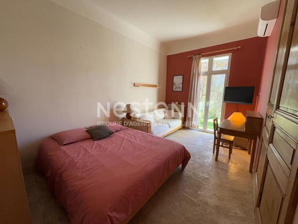 Maison d'exception meublé à louer à Nice avec vue mer - piscine - jardin 1800m² - 6 pièces 264m²