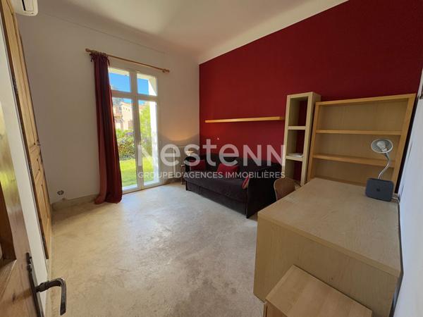 Maison d'exception meublé à louer à Nice avec vue mer - piscine - jardin 1800m² - 6 pièces 264m²