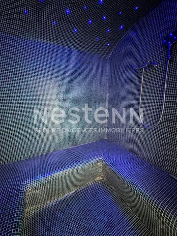 Maison d'exception meublé à louer à Nice avec vue mer - piscine - jardin 1800m² - 6 pièces 264m²