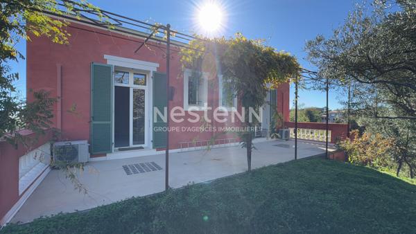 Maison d'exception meublé à louer à Nice avec vue mer - piscine - jardin 1800m² - 6 pièces 264m²