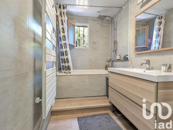 Maison à vendre 5 pièces 98 m² Saint-Zacharie