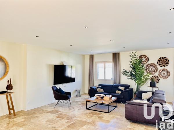 Maison 7 pièces de 152 m² à Carignan-de-Bordeaux (33360)