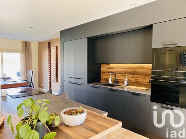 Maison 7 pièces de 152 m² à Carignan-de-Bordeaux (33360)