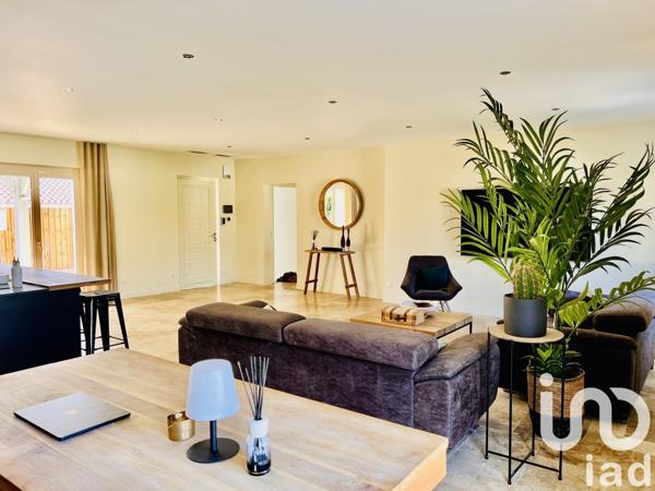 Maison 7 pièces de 152 m² à Carignan-de-Bordeaux (33360)