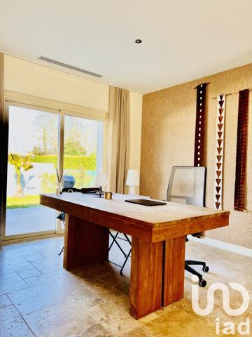 Maison 7 pièces de 152 m² à Carignan-de-Bordeaux (33360)