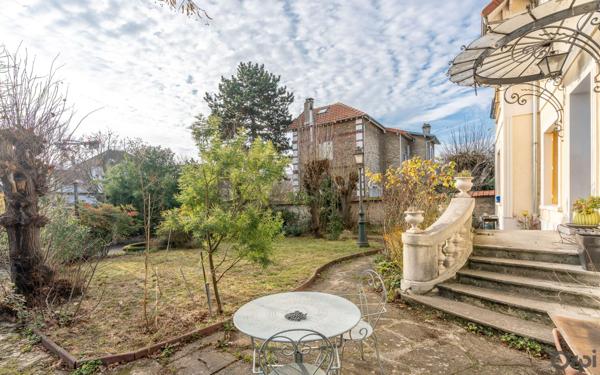 Maison à vendre    7 pièces • 235 m2 Champigny-sur-Marne