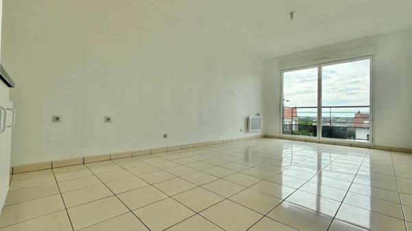 Appartement Corbeil Essonnes 3 pièce(s) 53.38 m2