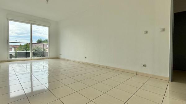 Appartement Corbeil Essonnes 3 pièce(s) 53.38 m2