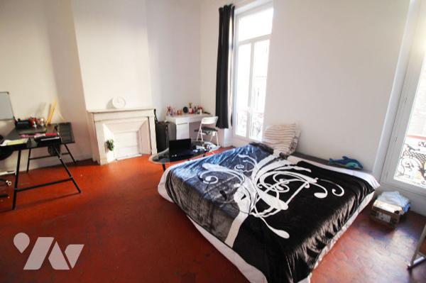 Bel appartement familial T4 de 87m2 Carrez, Quartier Palais de Justice, dans le 6e à Marseille