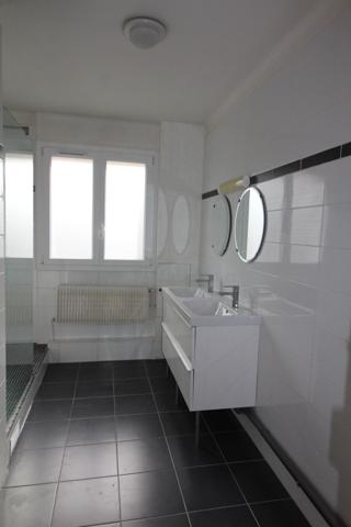 Appartement spacieux en centre-ville